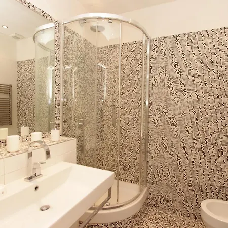 Crescenzio Flats 罗马