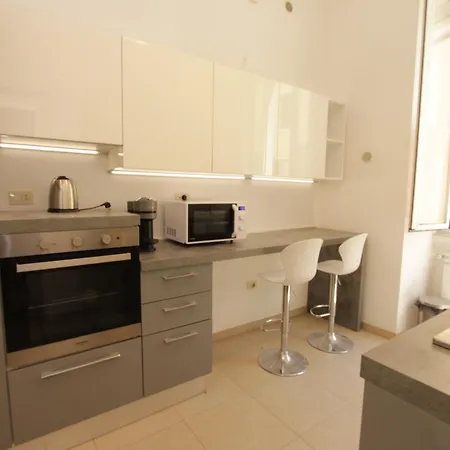 Crescenzio Flats * Rome